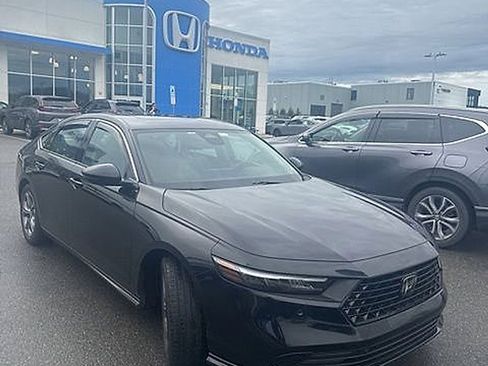Used 2024 Honda Accord EX-L image 10