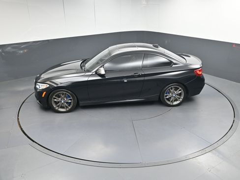 Used 2016 BMW M235i Coupe image 35