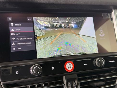 New 2026 Porsche Macan image 30