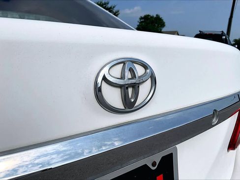Used 2012 Toyota Corolla LE FWD image 29