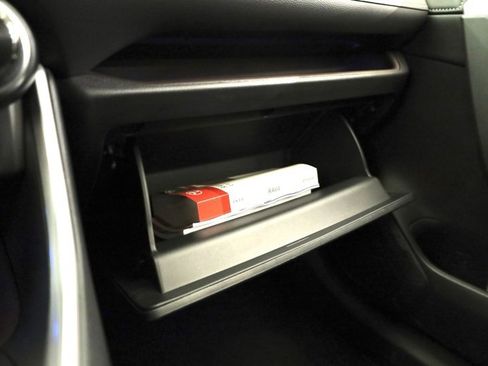 Certified 2022 Toyota RAV4 Limited image 24