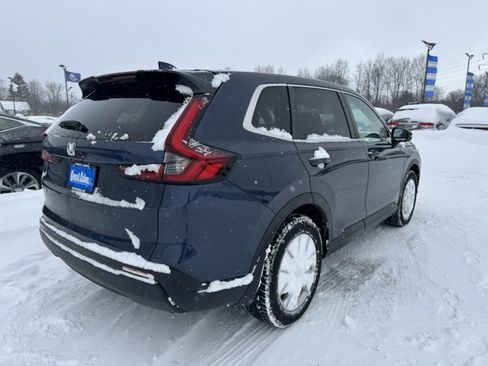 Used 2023 Honda CR-V EX image 2