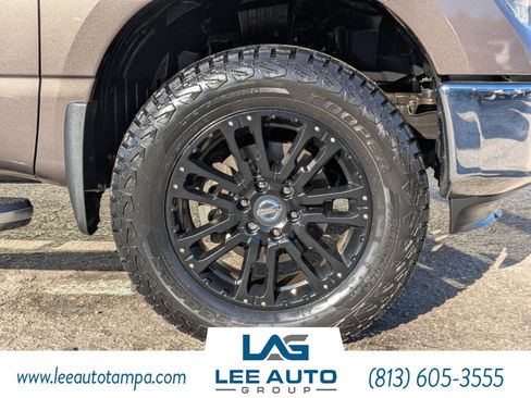 Used 2018 Nissan Titan SL image 10