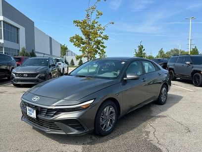Used 2024 Hyundai Elantra Blue