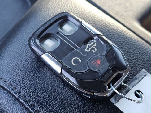 Used 2019 Chevrolet Silverado 1500 RST image 34