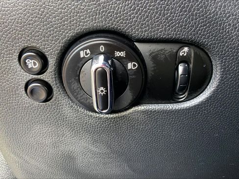 Used 2022 MINI Cooper S image 32