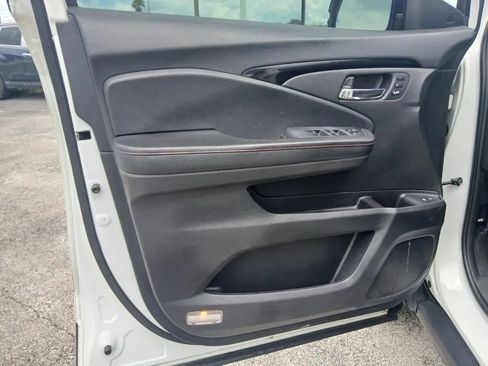 Used 2022 Honda Pilot Black Edition image 8