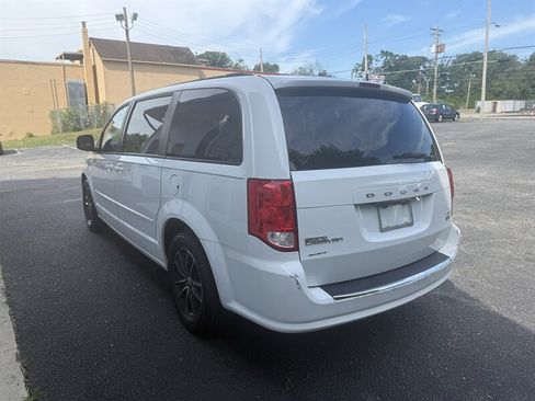 Used 2017 Dodge Grand Caravan GT FWD image 5