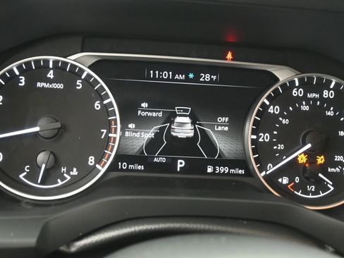 New 2026 Nissan Pathfinder S AWD/4WD image 8