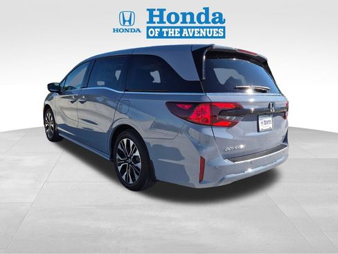 New 2026 Honda Odyssey Elite image 5