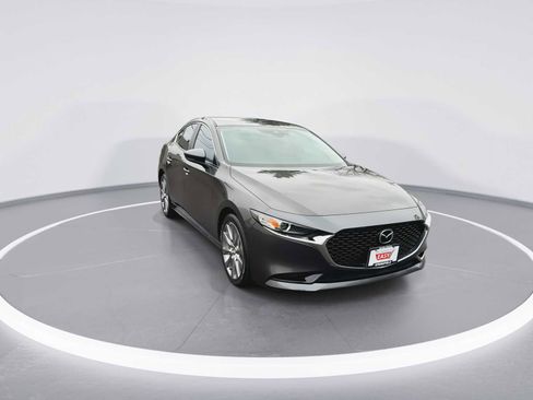 Used 2020 MAZDA MAZDA3 Sedan w/ Preferred Package image 2