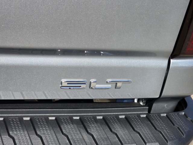 New 2026 GMC Sierra 2500 SLT w/ Texas SLT Premium Package AWD/4WD image 7