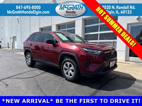 Used 2023 Toyota RAV4 LE AWD/4WD image 1