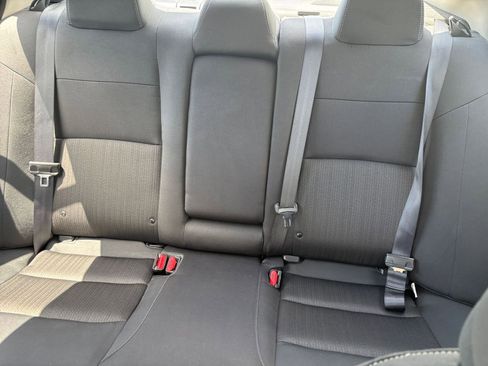 Used 2025 Nissan Altima 2.5 SV FWD image 39