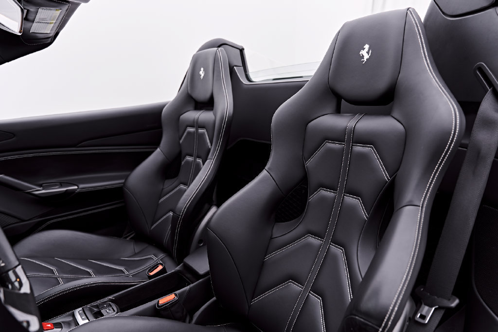 Used 2018 Ferrari 488 Spider RWD image 66