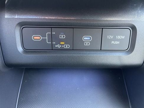 Used 2026 Hyundai Tucson Limited AWD/4WD image 34