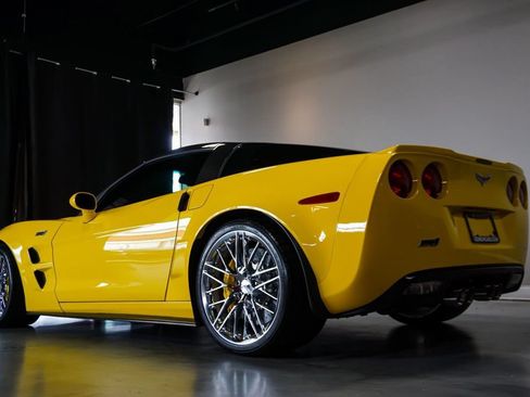 Used 2013 Chevrolet Corvette ZR1 w/ 3ZR Preferred Equipment Group RWD image 32