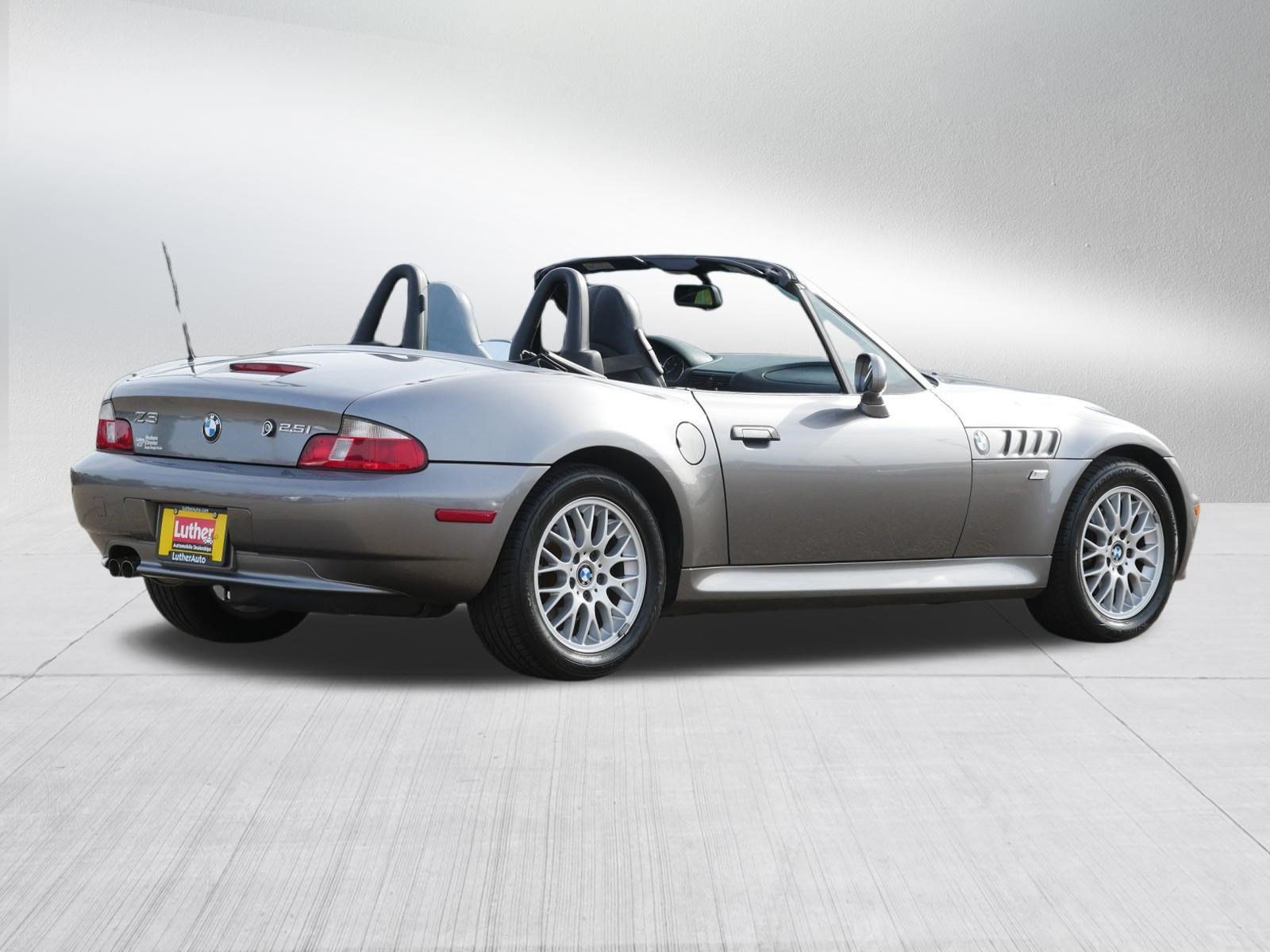 Used 2002 BMW Z3 2.5i RWD image 7