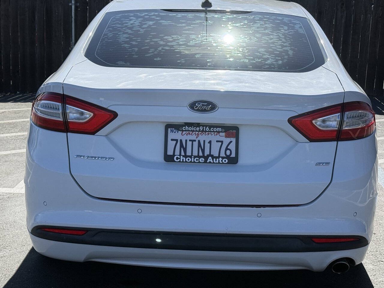 Used 2016 Ford Fusion SE FWD image 5