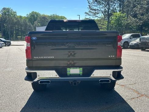 Used 2025 Chevrolet Silverado 1500 LTZ w/ LTZ Premium Package AWD/4WD image 6