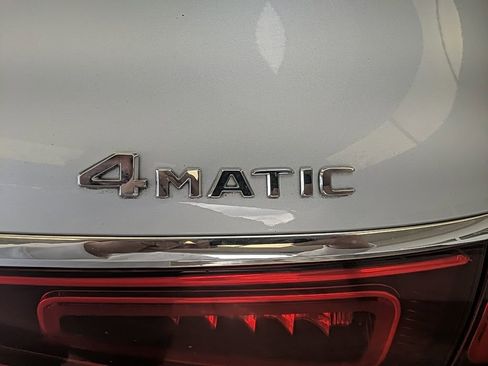 Used 2022 Mercedes-Benz GLS 450 4MATIC image 9