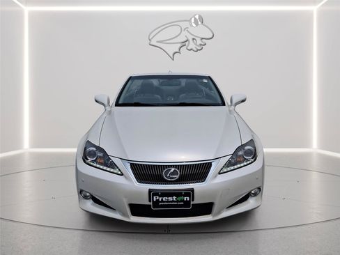 Used 2013 Lexus IS 250C RWD image 2