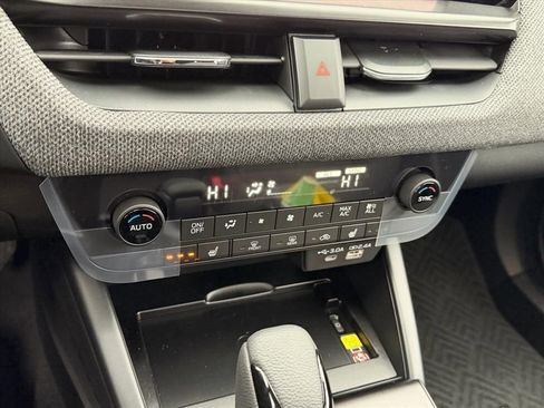 Used 2026 Subaru Outback Limited XT AWD/4WD image 19