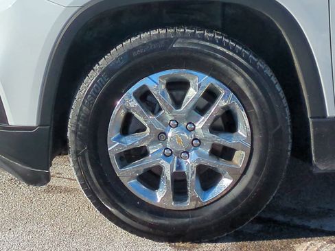 Used 2018 Chevrolet Traverse LS image 14