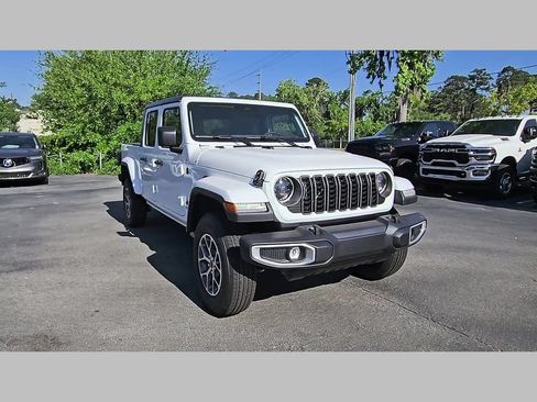 New 2026 Jeep Gladiator Sport AWD/4WD image 38