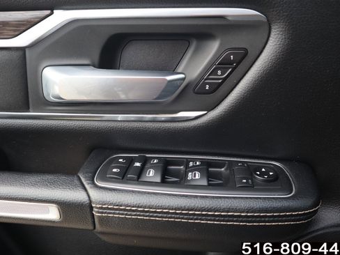 Used 2019 RAM 1500 Laramie image 36
