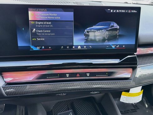 New 2027 BMW 540i xDrive w/ Executive Package AWD/4WD image 30