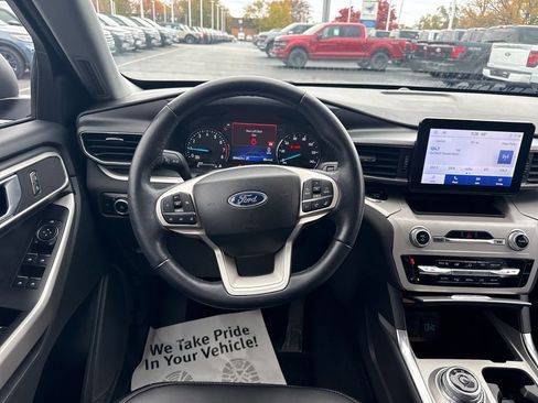 Used 2023 Ford Explorer XLT w/ Equipment Group 202A image 19