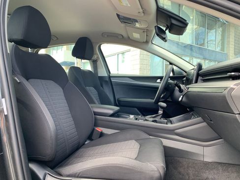 Used 2025 Kia K5 LXS image 36