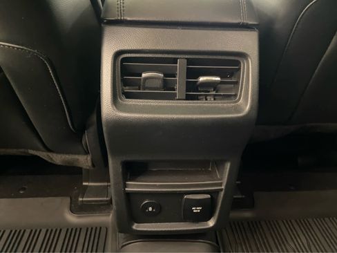 Used 2023 Ford Edge SEL w/ Convenience Package image 17