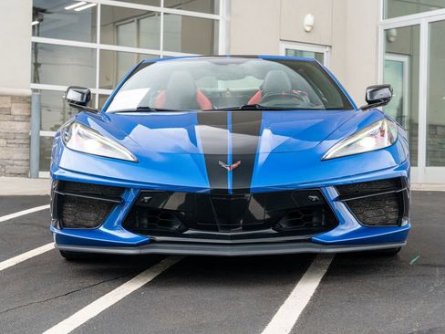 Used 2020 Chevrolet Corvette Stingray Premium Cpe w/ 3LT Preferred Equipment Group RWD image 4
