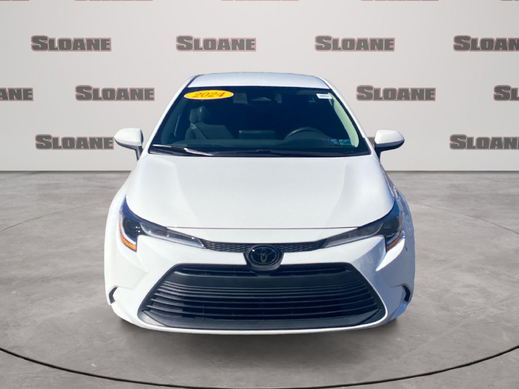 Used 2024 Toyota Corolla LE FWD image 8
