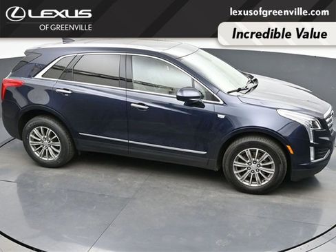 Used 2017 Cadillac XT5 Luxury w/ Driver Awareness Package image 45