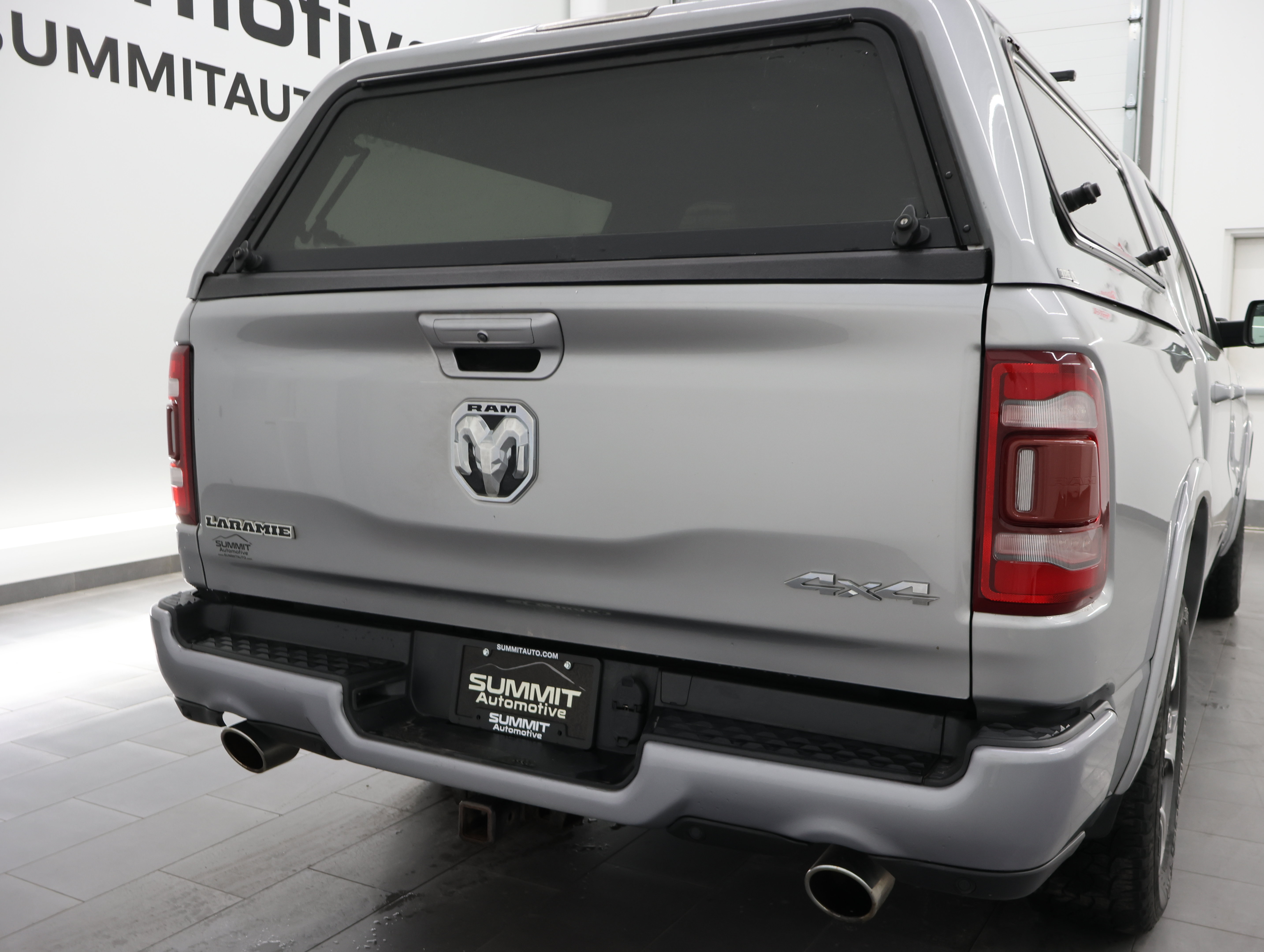 Used 2019 RAM 1500 Laramie w/ Sport Appearance Package AWD/4WD image 26