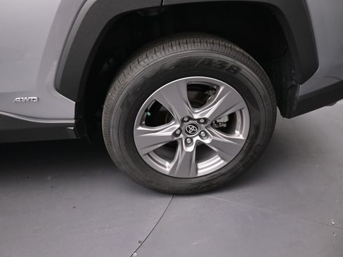 Certified 2025 Toyota RAV4 LE image 20