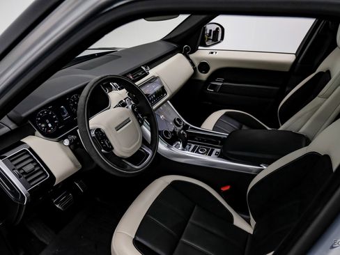 Used 2021 Land Rover Range Rover Sport HST image 41