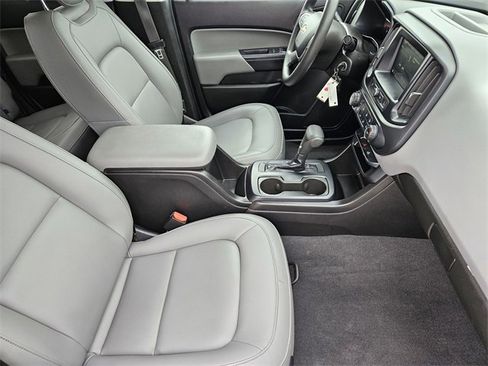 Used 2019 Chevrolet Colorado W/T w/ WT Convenience Package image 14