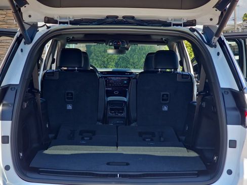 New 2026 Jeep Grand Cherokee L Limited AWD/4WD image 13
