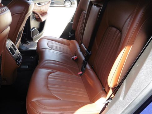 Used 2019 Maserati Levante GranLusso AWD/4WD image 14
