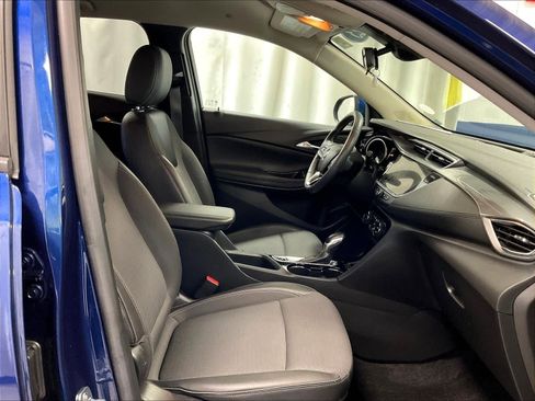 Used 2023 Buick Encore GX Select w/ Safety Package II image 11