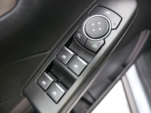 Used 2022 Ford Escape SEL image 19