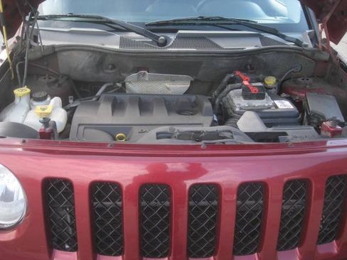Used 2014 Jeep Patriot Sport w/ Power Value Group AWD/4WD image 29