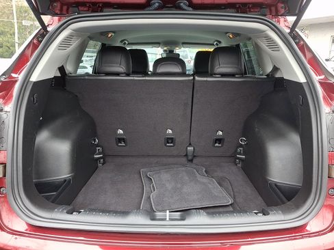 Used 2022 Jeep Compass Latitude image 28