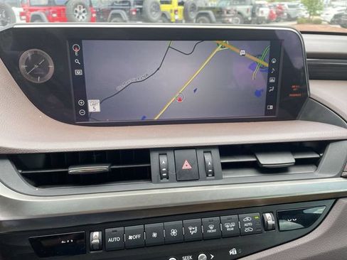 Used 2021 Lexus ES 350 w/ Premium Package FWD image 22