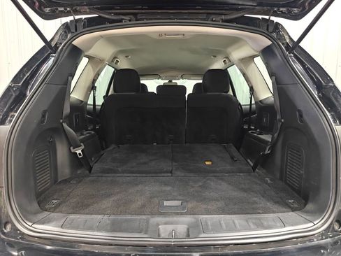 Used 2018 Nissan Pathfinder S AWD/4WD image 28