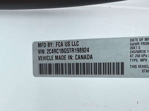 New 2026 Chrysler Pacifica Select w/ S Appearance Package FWD image 18
